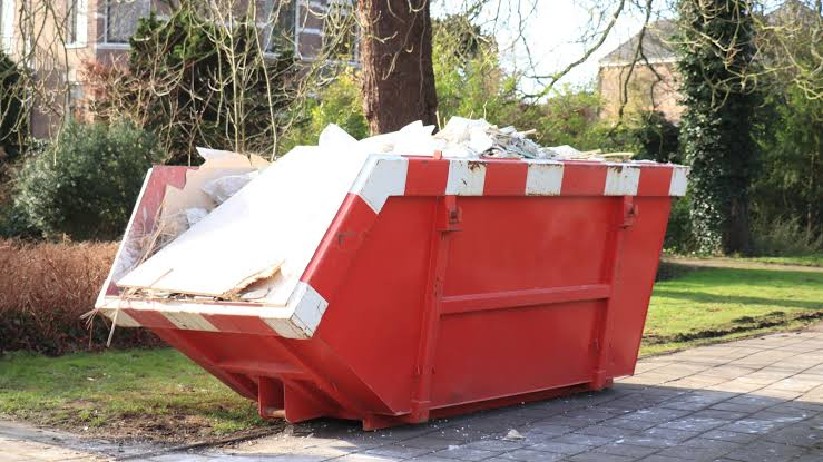 What To Expect When Renting a Dumpster